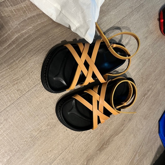 Liberte platform sandals - Picture 3 of 6